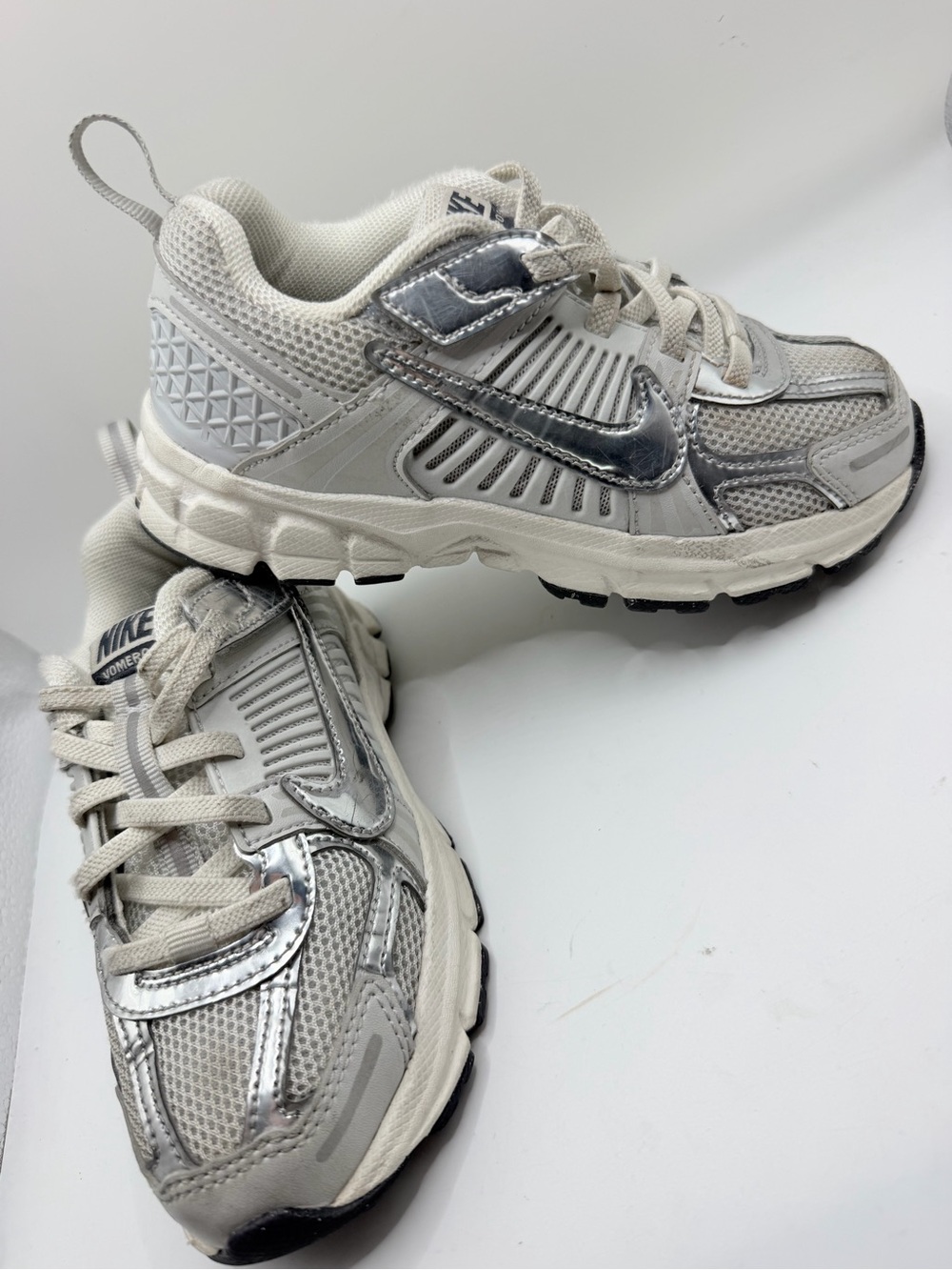 Nike Kids White and Silver Trail Sneakers